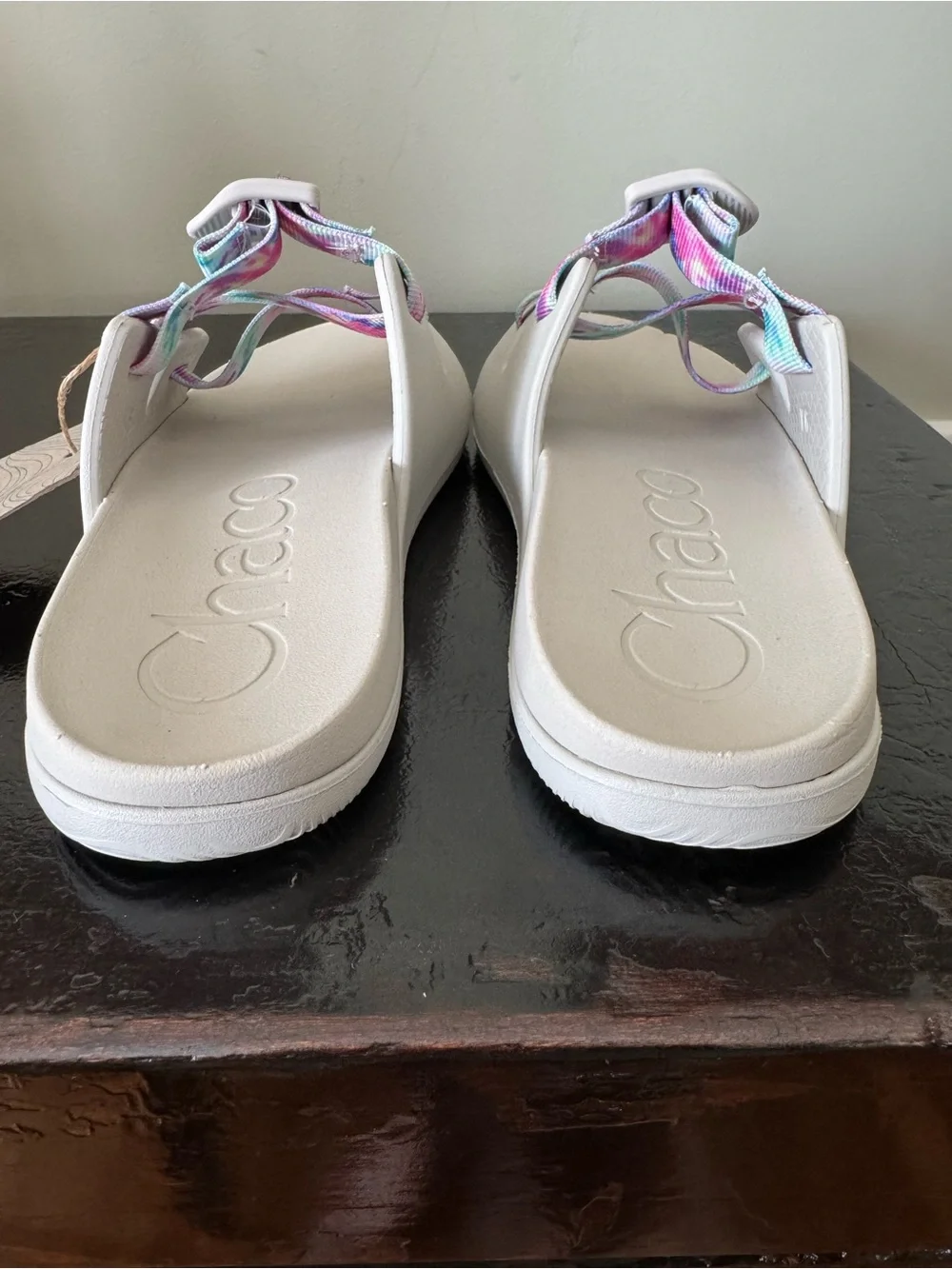 Chaco Chillos Light Tie Dye Slides for Kids Sz 6 NWT